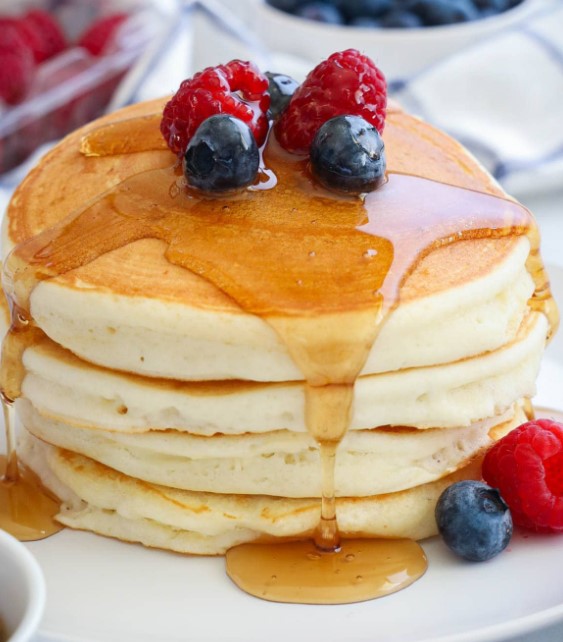 Quick and Simple Buttermilk Pancake Recipe