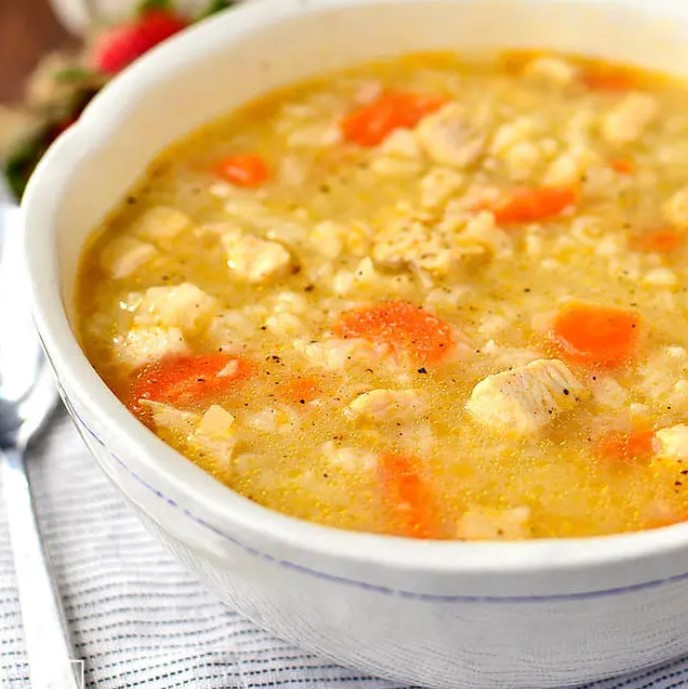 Healthy Chicken and Rice Soup Recipe for Cold Winter Days