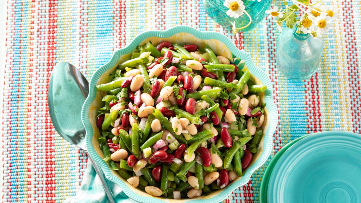 Three Bean Salad: A Nutritious and Flavorful Lunch Option